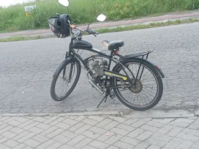 Motorizada 80 cc só andar 