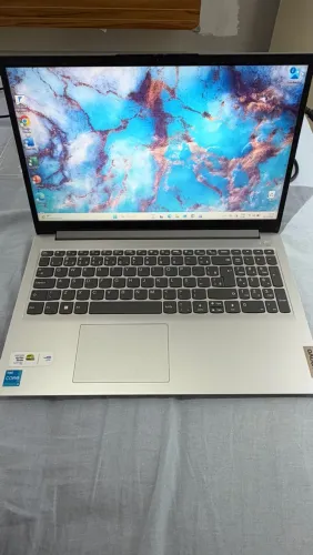 Notebook lenovo i3
