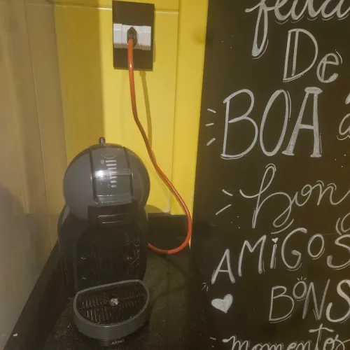 Cafeteira dolce gusto.