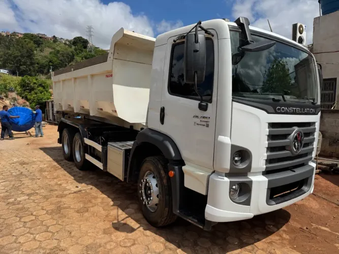 Caminhão VW 26.260 , 6x2 , Com 25.631 km
