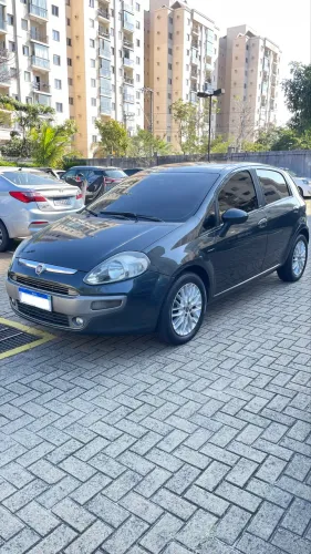 Fiat Punto Essence Dualogic 1.6 Flex 16V 5P 2014