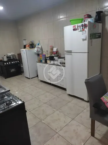 Casa Espaçosa e Reformada na Vila Redenção! codigo: 307720