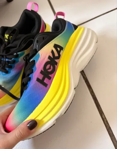 Tênis HOKA bondi 8 usado 1x