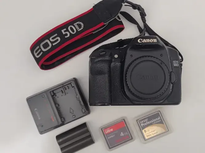 Camera Canon EOS 50D