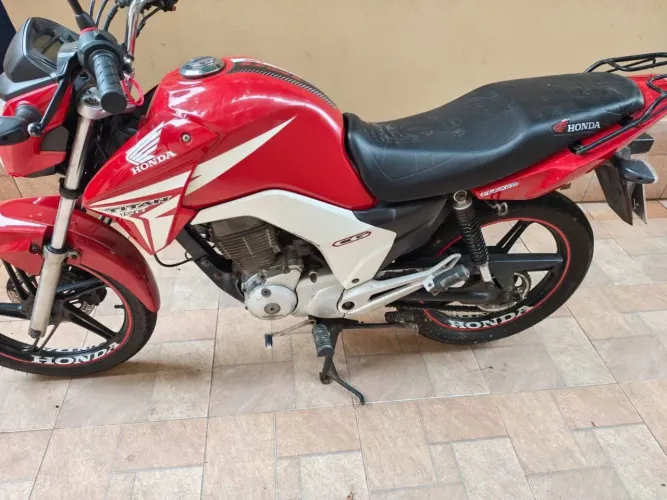 Honda CG 150 Titan-ex Mix/flex 2015 dois pneus zerados 