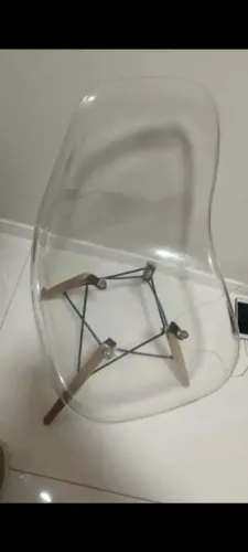 Cadeira Eames Transparente 