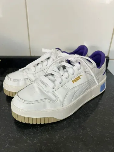 Tênis Feminino Puma Carina Street BDP - Branco e Roxo<br>Tamanho: 38<br>Tamanho: 38
