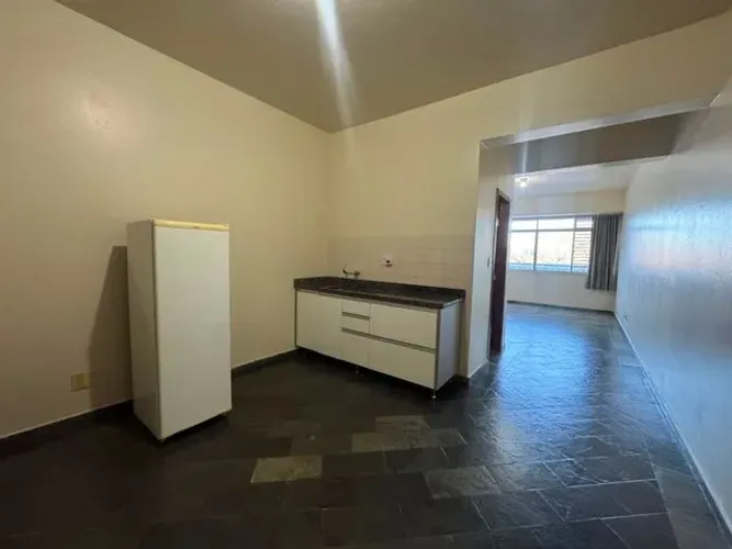 Kitnet/ Studio com 1 Quarto(s) e 1 banheiro(s) para Alugar, 35 m² por R$ 1200 / Mês