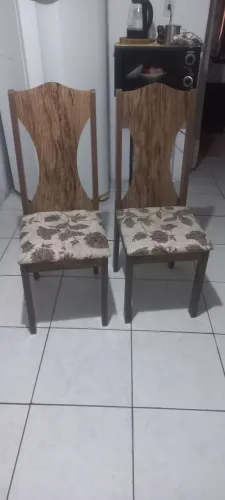 Vendo 6 cadeiras 250,00
