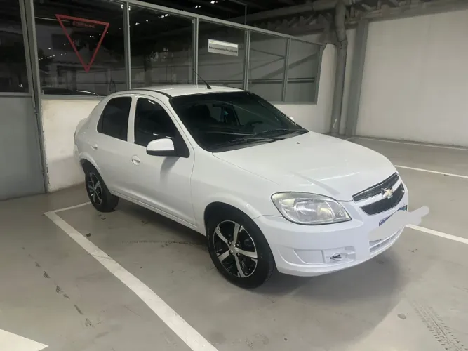 Chevrolet Prisma Sed. Maxx/ LT 1.4 8V Econof. 4P 2012