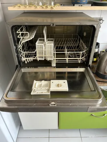 Máquina de lavar louça 6 serviços