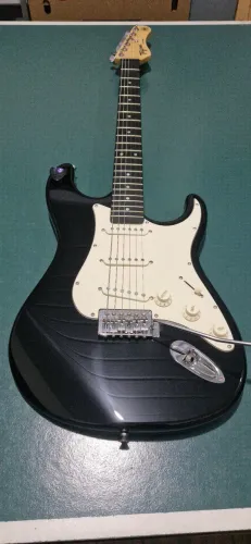 Guitarra tagima tw series 500 com todos acessórios.