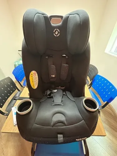 Cadeirinha de carro multi-estágio - Maxi Cosi - modelo Pria All In One