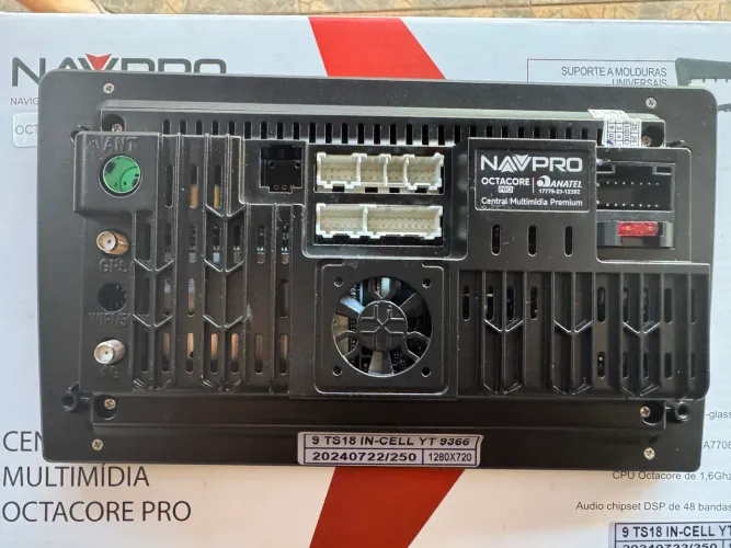 Multimídia Android NavPRO 9 Polegadas Octacore PRO - 4GB de RAM e 64GB de armazenamento