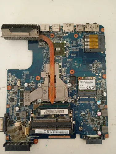 Placa mãe Toshiba L645D S41068N
