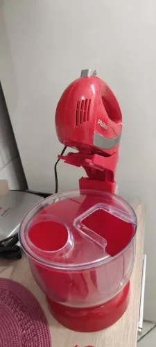 Batedeira Philco vermelha ?
