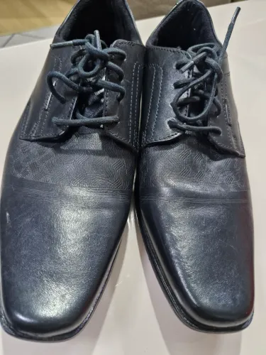 Sapato de couro  pegada tamanho 40