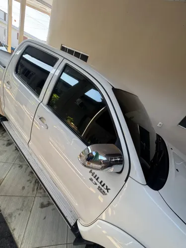 Toyota Hilux CD SRV 4X4 2.7 Flex 16V Aut. 2013