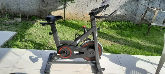 Bicicleta Ergométrica Odin Fit Para Spinning Mecânica Roda de Inércia 6KG PACE2500