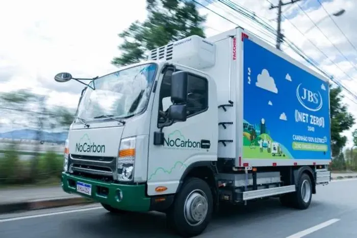 Vaga para motorista de Caminhão Elétrico Cat D
