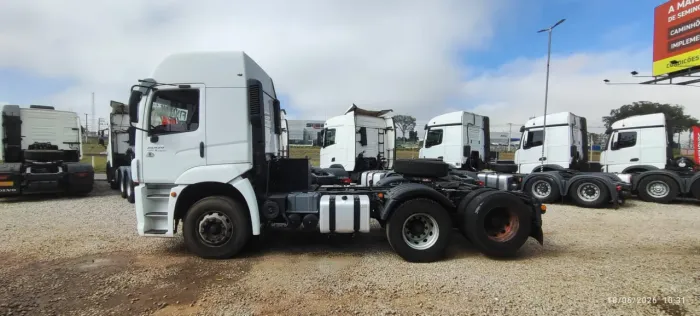 Volkswagen 25.420 Constellation 6x2 2p (Diesel)(E5) 2021/2022 Vamos Seminovos Caçapava