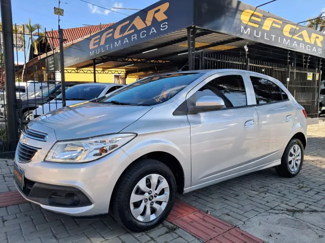 Chevrolet Onix Hatch LT 1.0 8V Flex Power Mec. 4P 2013