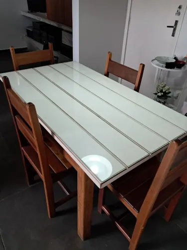 Mesa madeira maciça
