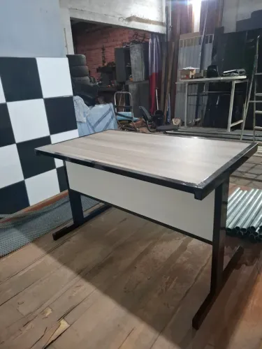 MESA ESCRIVANINHA 