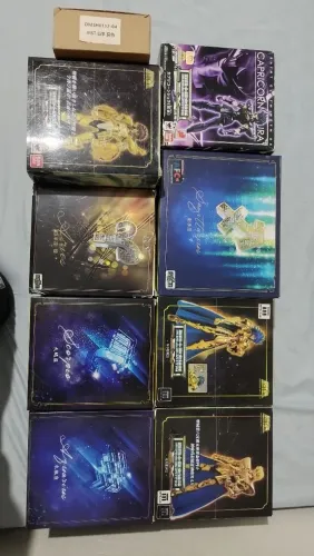 Lote de Cloth Myth Metal Club