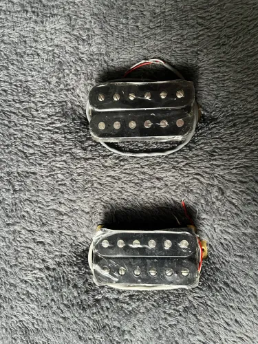 Par de captadores humbucker (Alnico) NOVO.