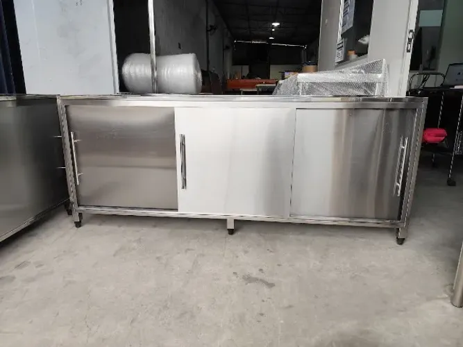 Armário Aéreo Inox Portas de Correr Uso Profissional