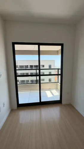 Porta Balcão / Esquadria de Alumínio Preto com Vidro (2 Folhas de Correr)