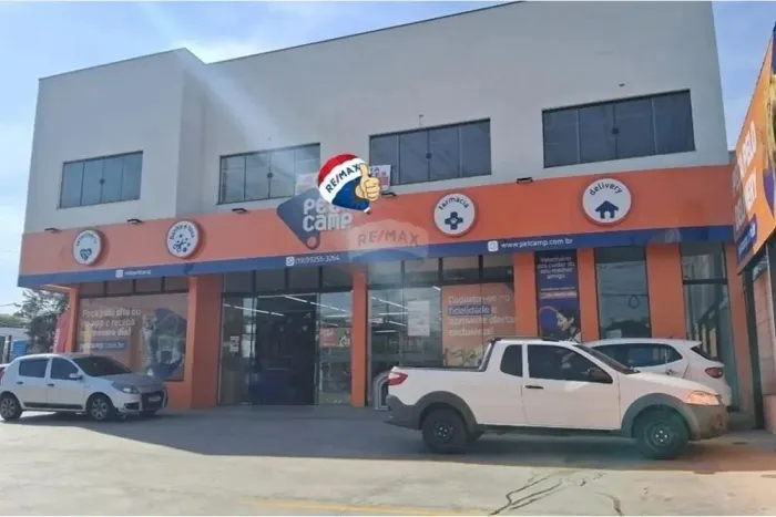 SOBRELOJA COMERCIAL NO CENTRO DE MONTE MOR  350m² AMPLOS, FUNCIONAIS E PRONTOS PARA O SEU 