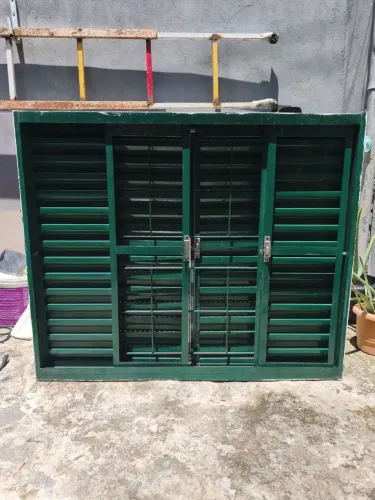 Vendo janelas de ferro usada