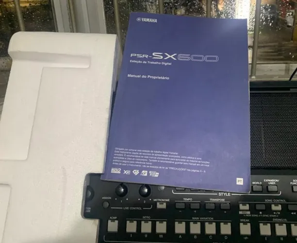 Teclado YAMAHA PSR-AX600