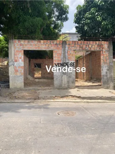 Terreno com construção