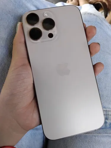 iPhone 16 pro max 