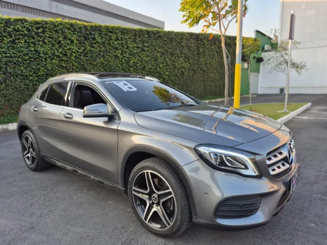 Mercedes-Benz GLA 250 Sport 2.0 TB 16V 4X2 211cv Aut. 2018