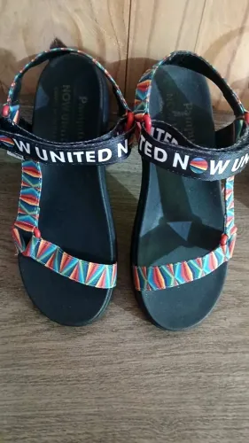 Sandália Now United Pampili  Tamanho 32