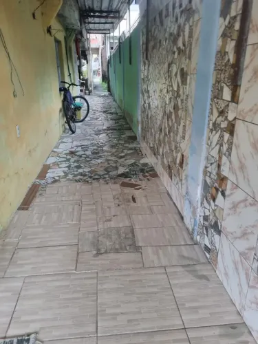 Aluga ou Vende - se uma casa no Rio Sena