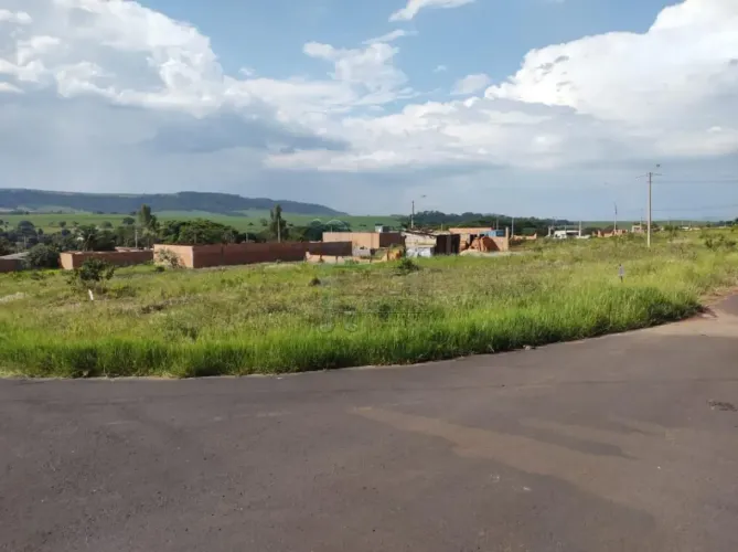 Terreno misto de 250m² à venda - Jardim Vista Linda em Serra Azul (ACEITA PARTE EM VEICULO
