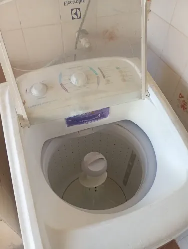 Máquina Eletrolux 10k com defeito