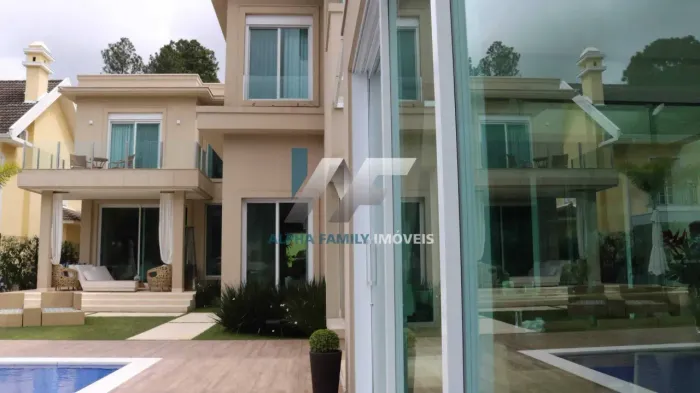 CASA À VENDA OU LOCAÇÃO EM ALPHAVILLE RESIDENCIAL 10