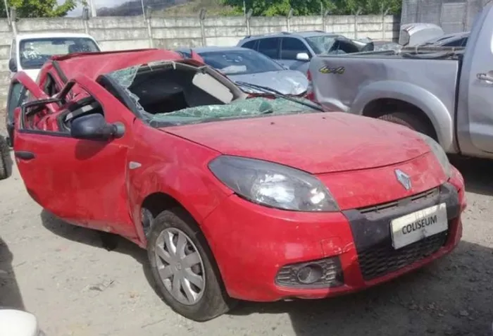 Peças Renault Sandero 1.0 16v sucata