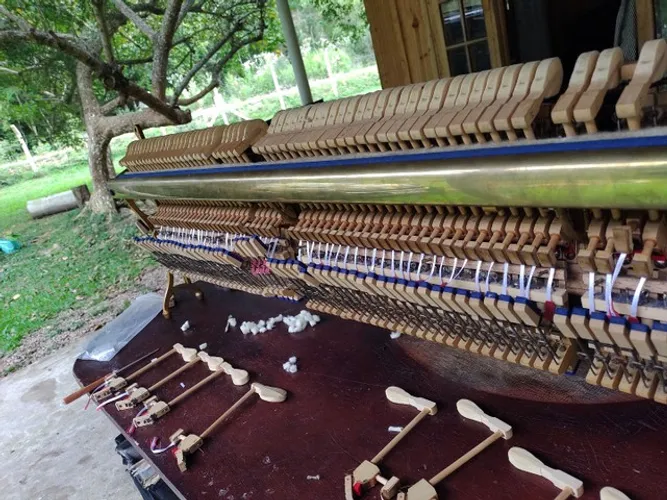 Mecanica pianos restauracao