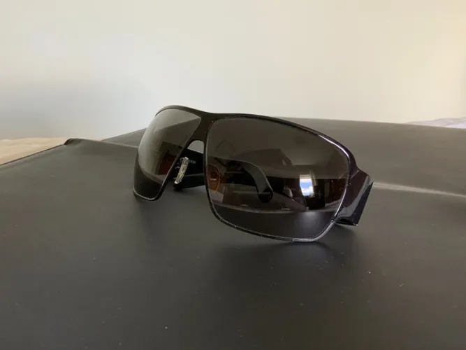 Óculos marca Guess original tipo máscara