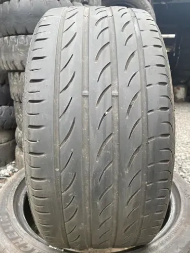 Pneu 245/35/19 Pirelli Pzero Nero meia vida