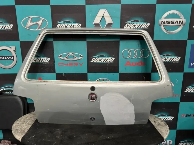 Tampa de mala fiat uno 2005/2013