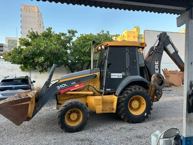 RETROESCAVADEIRA JOHN DEERE 4x4 310l 2018