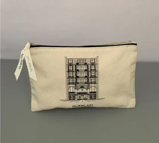 Necessaire de tecido da Guerlain novo